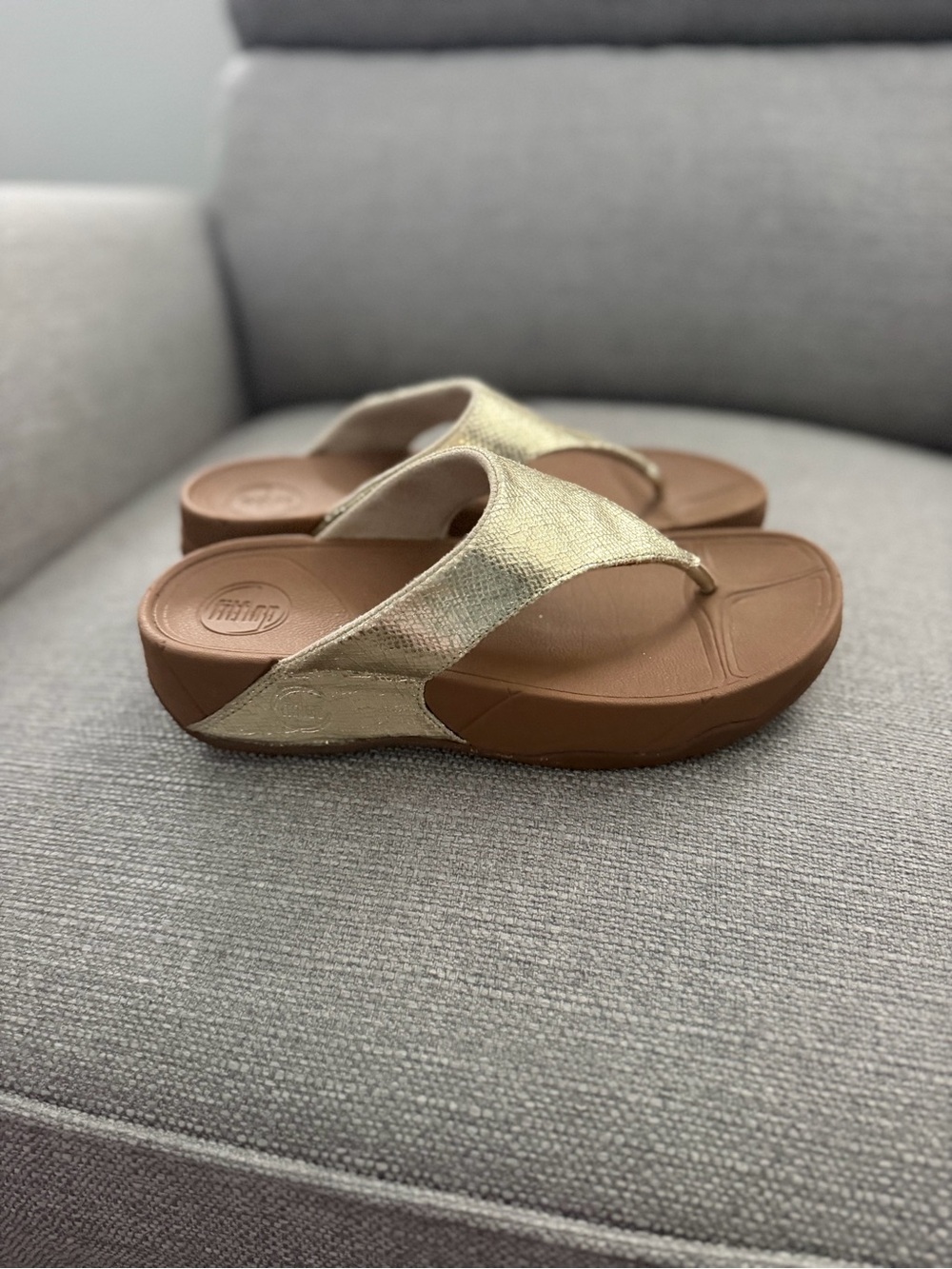 FitFlop Metallic Gold and Brown Thong Sandals for Women